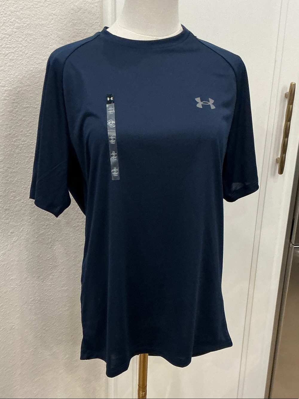 Under Armour Men’s Dark Navy Short Sleeve Performance Tee